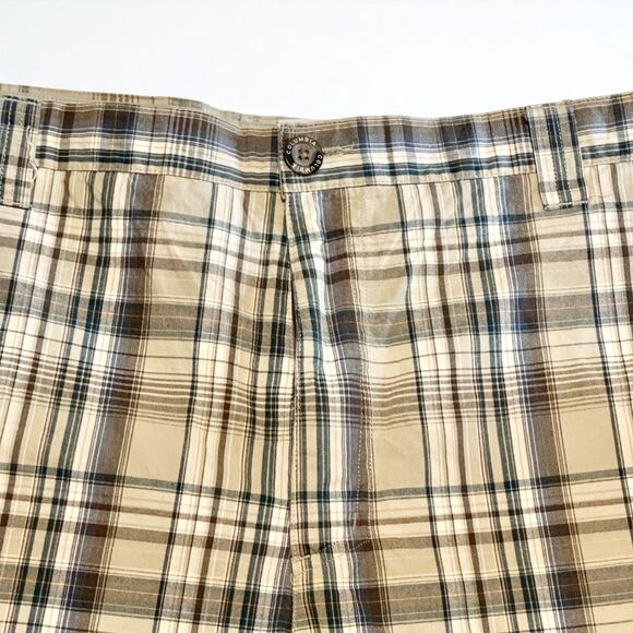 Vintage Columbia Chino Shorts Size 40 Brown Tan Blue Plaid Cotton 10" Inseam - Picture 2 of 8